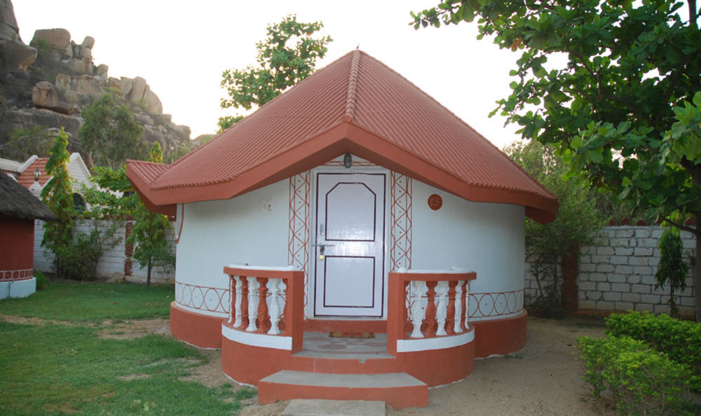 Kishkinda Heritage Resort Hampi Exterior photo